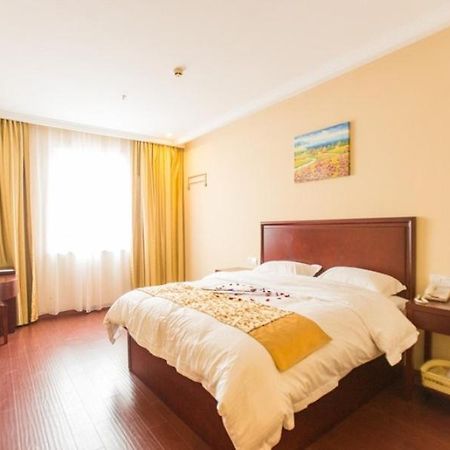 Greentree Inn Taizhou New District Hospital Of People' S Hospital Mingliu Express Hotel Bagian luar foto