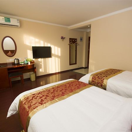 Greentree Inn Taizhou New District Hospital Of People' S Hospital Mingliu Express Hotel Bagian luar foto