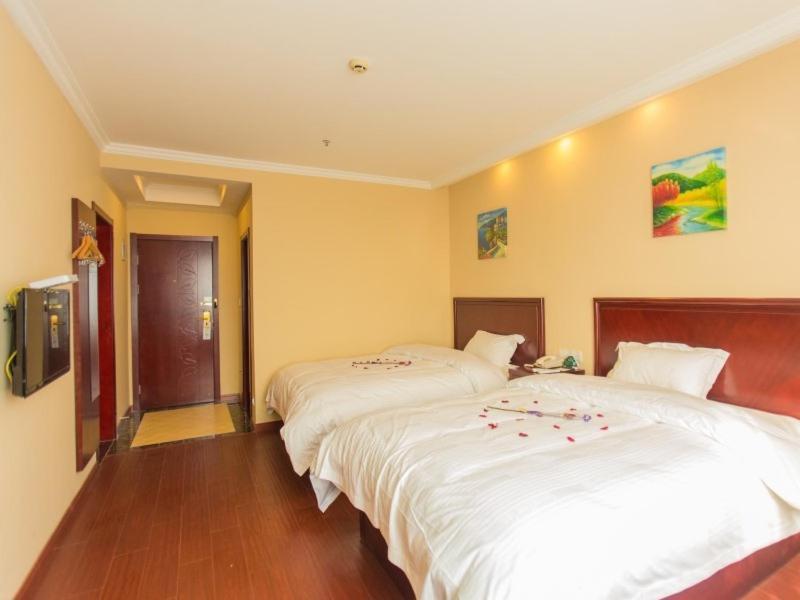 Greentree Inn Taizhou New District Hospital Of People' S Hospital Mingliu Express Hotel Bagian luar foto