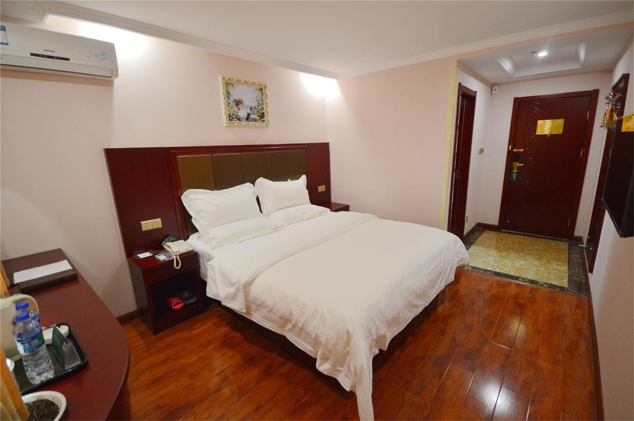 Greentree Inn Taizhou New District Hospital Of People' S Hospital Mingliu Express Hotel Bagian luar foto